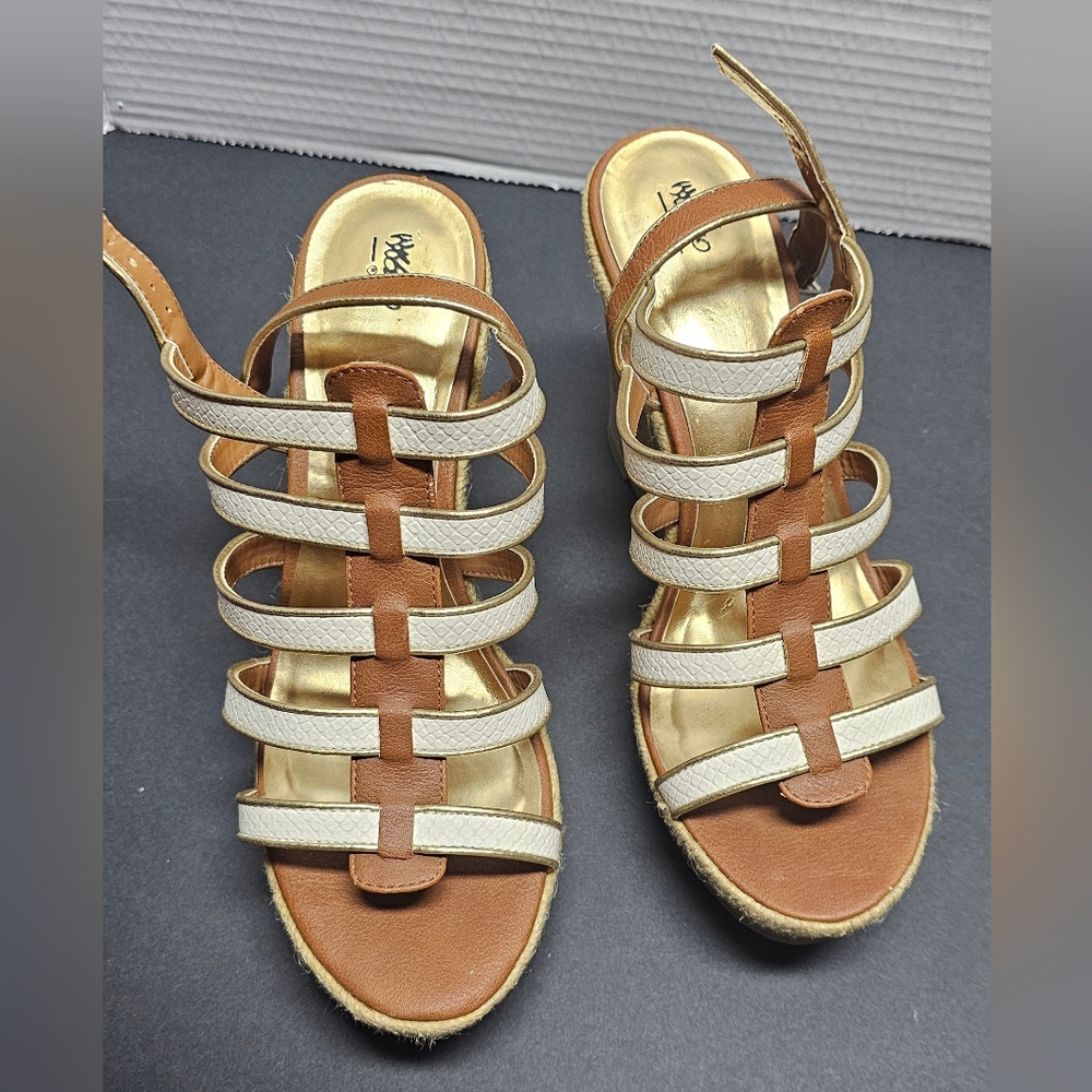 Mossimo Supply Co. Women's Brown and Cream Strappy Sandals